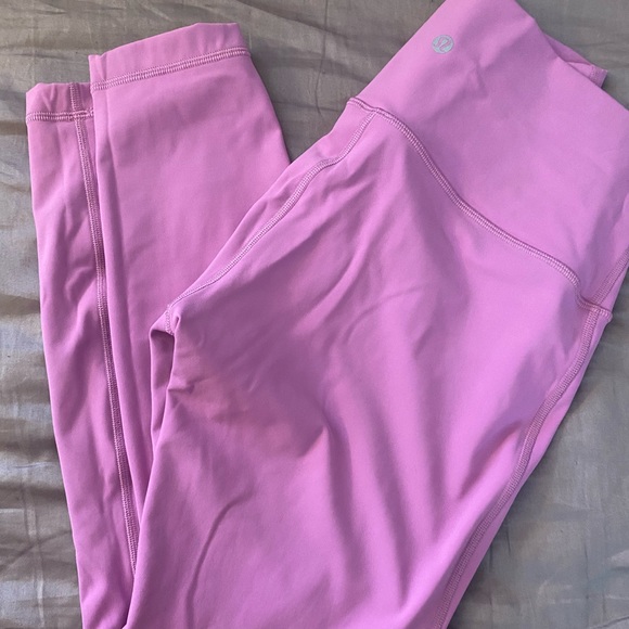 🍋Lululemon Wunder Under Pink Leggings 25”🍋 - Picture 3 of 4